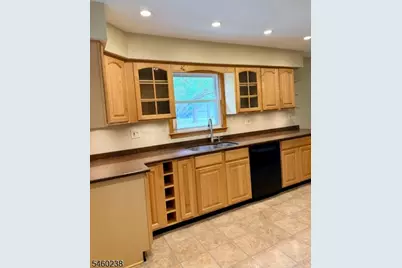 12 Raritan Ave, Raritan Township, NJ 08822 - Photo 10