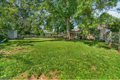 12 Raritan Ave, Raritan Township, NJ 08822 - Photo 30