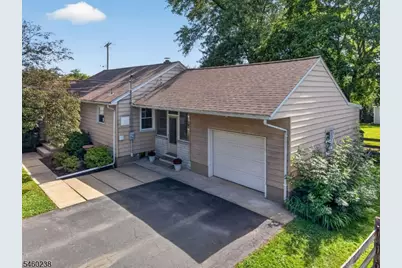 12 Raritan Ave, Raritan Township, NJ 08822 - Photo 2