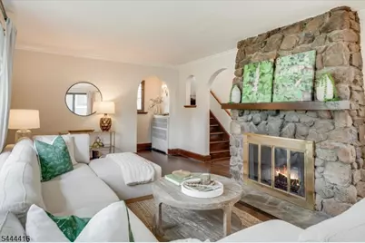 43 Pine St, Millburn, NJ 07041 - Photo 8