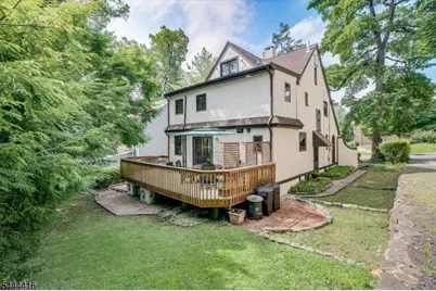 43 Pine St, Millburn, NJ 07041 - Photo 40