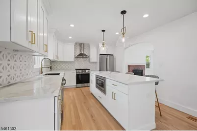 34 Howard St, Verona, NJ 07044 - Photo 10