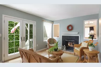 102 Mitchell Close, Hillsborough Township, NJ 08844 - Photo 2