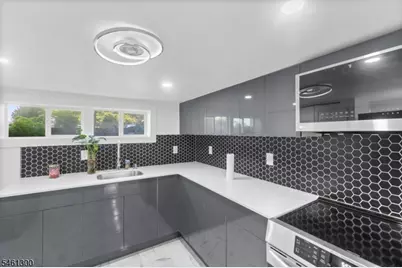 656 Park Ave, Elizabeth, NJ 07208 - Photo 10