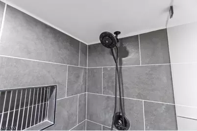 656 Park Ave, Elizabeth, NJ 07208 - Photo 8