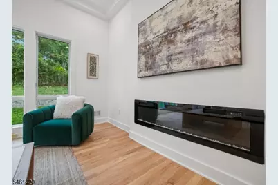 29 Spier Dr, Livingston, NJ 07039 - Photo 8