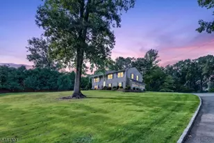 3 Debby Ln, Warren Township, NJ 07059 - Photo 2