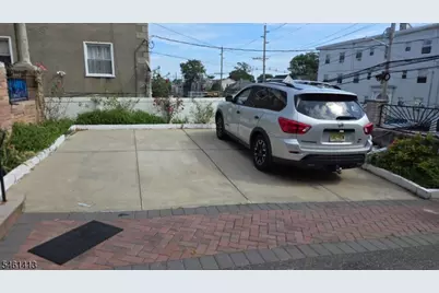 197 Grafton Ave, Newark, NJ 07104 - Photo 2