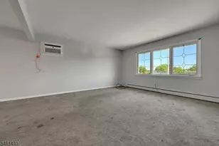 347 Chestnut Ave, South Hackensack Township, NJ 07606 - Photo 2