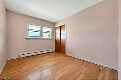 347 Chestnut Ave, South Hackensack Township, NJ 07606 - Photo 22