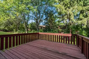 235 McAuliffe Ct, Franklin Township, NJ 08873 - Photo 32