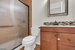 235 McAuliffe Ct, Franklin Township, NJ 08873 - Photo 28