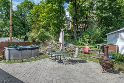 39 Fredericks St, Wanaque, NJ 07465 - Photo 22