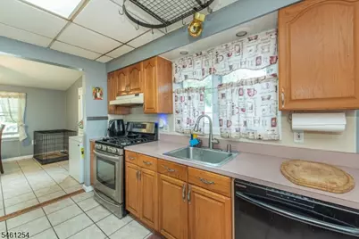 39 Fredericks St, Wanaque, NJ 07465 - Photo 10