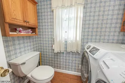 39 Fredericks St, Wanaque, NJ 07465 - Photo 14