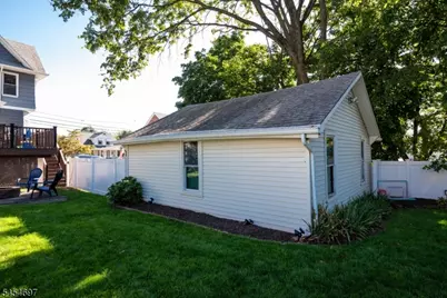 20 Twain Pl, Clifton, NJ 07013 - Photo 24