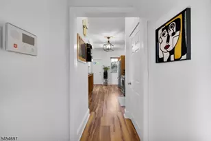 20 Twain Pl, Clifton, NJ 07013 - Photo 12