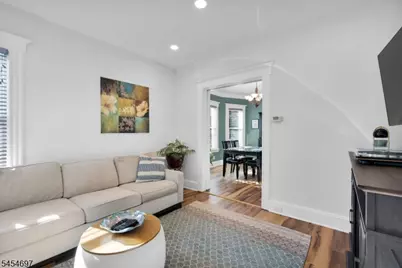20 Twain Pl, Clifton, NJ 07013 - Photo 6