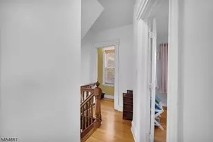 20 Twain Pl, Clifton, NJ 07013 - Photo 18