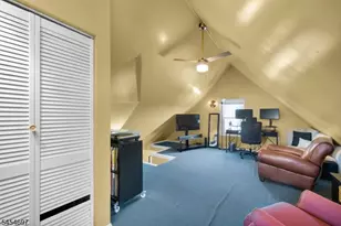 20 Twain Pl, Clifton, NJ 07013 - Photo 20