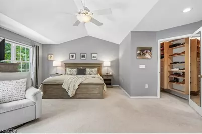 20 Kensington Dr, Randolph Township, NJ 07869 - Photo 4