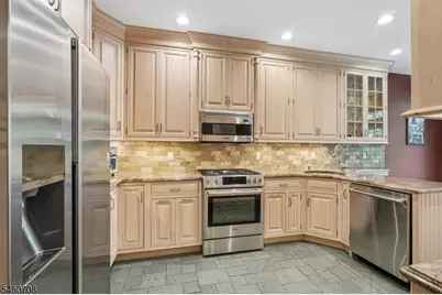 20 Kensington Dr, Randolph Township, NJ 07869 - Photo 14