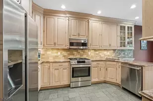 20 Kensington Dr, Randolph Township, NJ 07869 - Photo 14