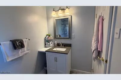 1124 Valley Rd #1A, Wayne, NJ 07470 - Photo 2