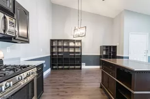 3910 Graham Ct, Bridgewater, NJ 08807 - Photo 12