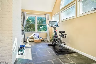 14 Wayland Dr, Verona, NJ 07044 - Photo 16
