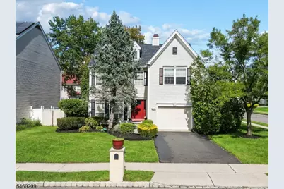 40 Champlain Way, Franklin Township, NJ 08823 - Photo 1