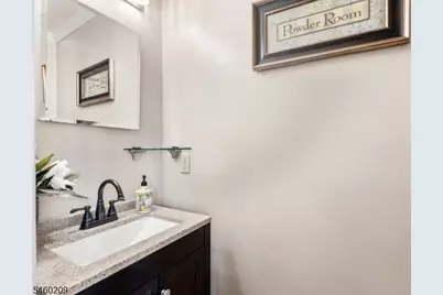 40 Champlain Way, Franklin Township, NJ 08823 - Photo 8