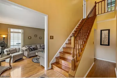 40 Champlain Way, Franklin Township, NJ 08823 - Photo 6