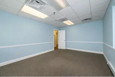 727 Raritan Rd, Clark Township, NJ 07066 - Photo 20
