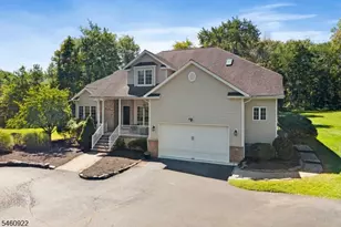 8 Rock Mill Run, Montgomery Township, NJ 08558 - Photo 2