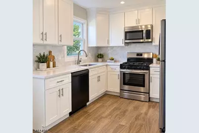 67 Halstead Ave, Wallington, NJ 07057 - Photo 4