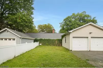 19 Meadowbrook Pl, Maplewood, NJ 07040 - Photo 6