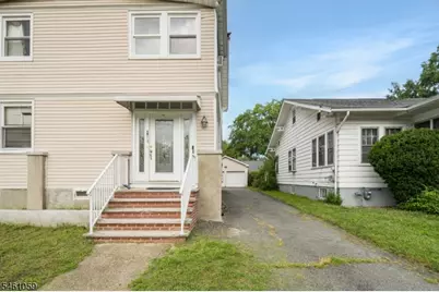 19 Meadowbrook Pl, Maplewood, NJ 07040 - Photo 4