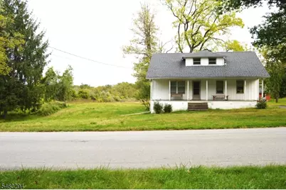 42 Fortysecond St, Readington, NJ 08889 - Photo 2