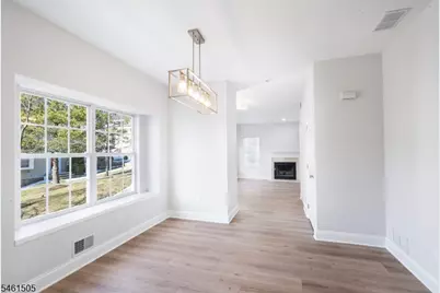 101 Tallwood Ln, Green Brook Township, NJ 08812 - Photo 8