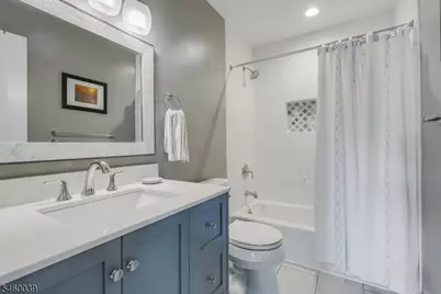 2105 Maple View Ct, Scotch Plains Township, NJ 07076 - Photo 22