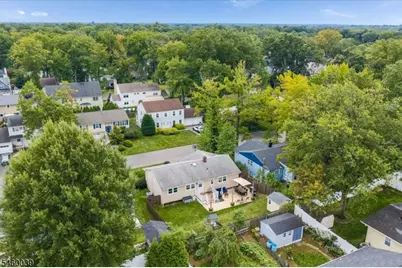 2105 Maple View Ct, Scotch Plains Township, NJ 07076 - Photo 38