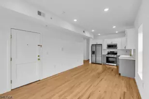 713 S 11th St, Newark, NJ 07103 - Photo 4