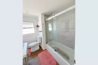 1028 Morris St, Roselle, NJ 07203 - Photo 12