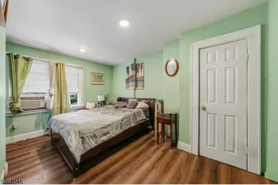 75 Osborne Pl, Irvington, NJ 07111 - Photo 10