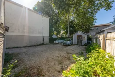 75 Osborne Pl, Irvington, NJ 07111 - Photo 22