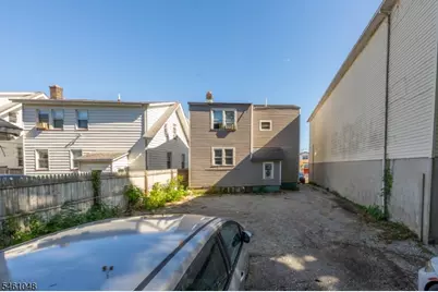 75 Osborne Pl, Irvington, NJ 07111 - Photo 20
