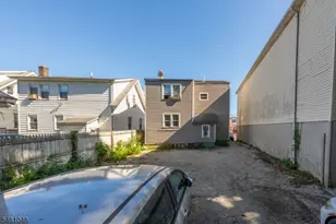 75 Osborne Pl, Irvington, NJ 07111 - Photo 20