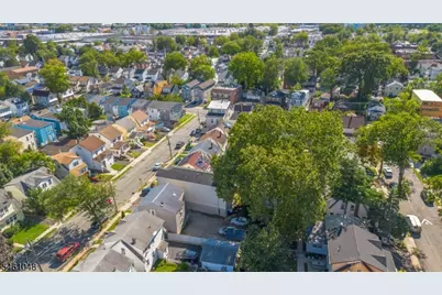 75 Osborne Pl, Irvington, NJ 07111 - Photo 28