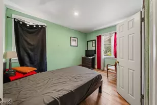 75 Osborne Pl, Irvington, NJ 07111 - Photo 12